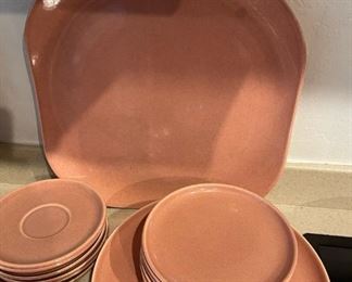 33pc MCM Russel Wright American Modern Steubenville Dinnerware Coral	33piece	
