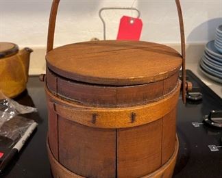 Antique Firkin Sugar Bucket W/ Lid, Rich Patina, 7.5 tall 8.25 diameter	7.5 in. tall 8.25 diameter	
