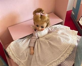 Madame Alexander Set/5 Dolls 13" cinderella, Beth, Meg, Laurie Jo, Marme with Boxes	All dolls are 13 inches tall	
