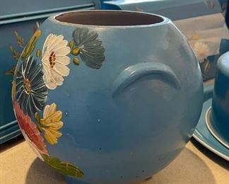 COOKIE JAR RANSBURG HANDPAINTED BLUE FLOWERED&nbsp; STONEWARE&nbsp; BALL CROCK&nbsp; NO LID	9in diameter 8in height	

