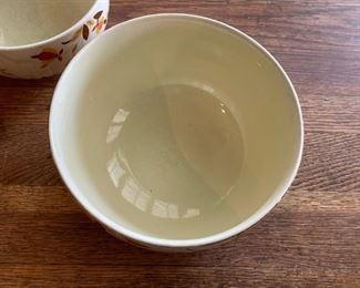 VINTAGE HALL POTTERY AUTUMN LEAF JEWEL 3 BOWL SET		
