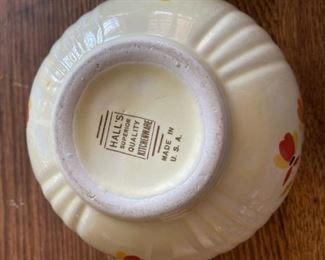 VINTAGE HALL POTTERY AUTUMN LEAF JEWEL 3 BOWL SET		
