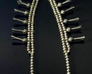 Old Pawn Navajo Squash Blossom Sand Cast Silver & Turquoise Native American Necklace Tufa	Length: 27in Long<BR>Naja: 2.5x2.5in	
