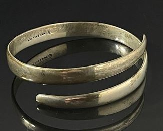 Vintage Sterling Silver Museum of Modern Art Spiral Coil Bangle Bracelet MMA BMCo 925	Size: 9	

