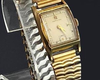 1952 Kirby Hamilton 14k Gold Fill Watch 982 19 jewels Model 1 	Case: 34x25mm	
