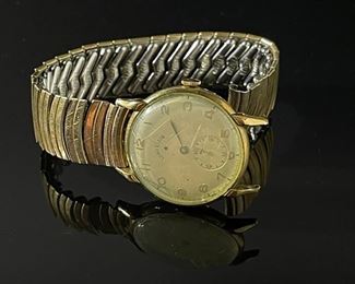 1949 Lord Elgin 14k Gold Fill Watch 556 21 Jewels Model 7 	Case: 33x32mm	
