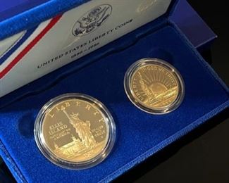 1986 US Liberty Silver Dollar Commemorative Coin Set w/box	Box: .5x6x3.5in	
