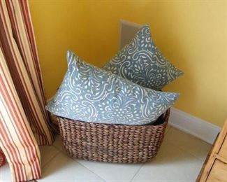 Basket with cushions