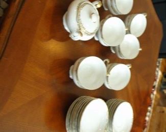 Empress China Regent Gold