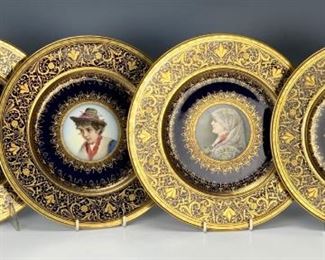 Set of 4 Ernst Wahliss Hand Painted Plates C.1860 - Lot 99