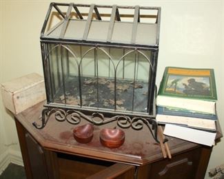 Table Top Iron Greenhouse