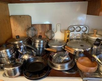 Assorted Cookware