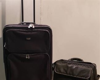 Black Soft Side Pierre Cardin Rolling Suitcase (18 x 11 x 27 in. tall) and Hewlett Packer Laptop Bag