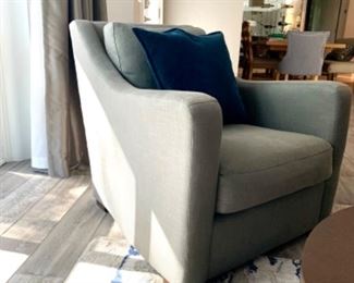 2 excellent  condition Crate and Barrel Chairs 