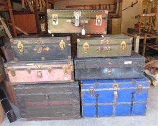 antique, army & vintage trunks