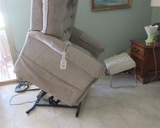 Lift chair in action