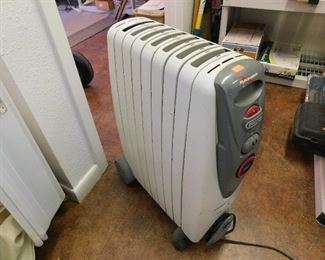 Rapido Delonghi electric heater