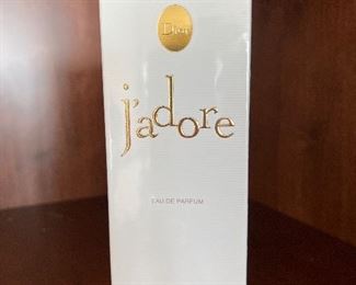 J’adore. Christian Dior