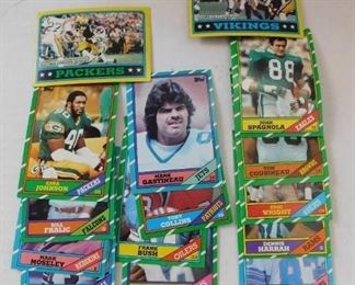 Topps Football Trading Cards (15 ea)