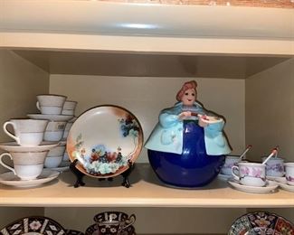 Porcellams Tognana Italy Demitasse Cups, Kay Steindorf Cookie Jar, Wedgewood Ralph Lauren Meredith Teacups, Etc!