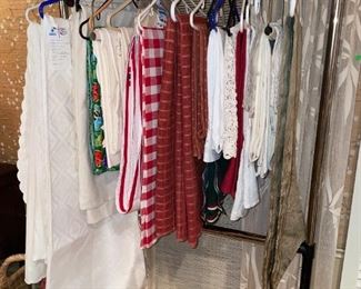 Beautiful Vintage Linens!