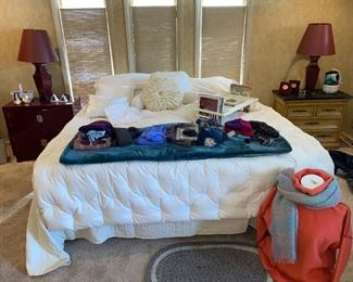 King Pillow Top Mattress/Boxspring/Frame!