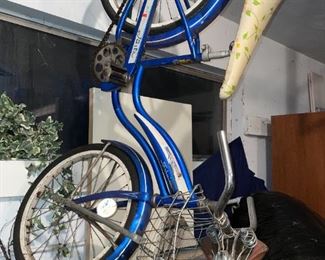 Vintage Schwinn Fiesta Girl's Bike (With 2 Seats)!
