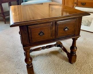 Cherry pecan end table w/ single drawer