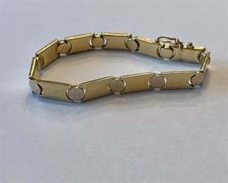 14K gold bracelet.