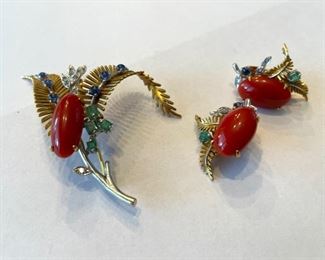 14K gold and oxblood coral Art Deco broach and earring set.