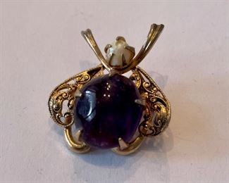 Pearl, gold and amethyst pin.