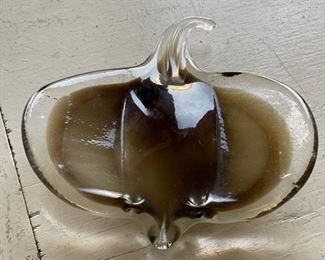 Flying mantis paper weight.