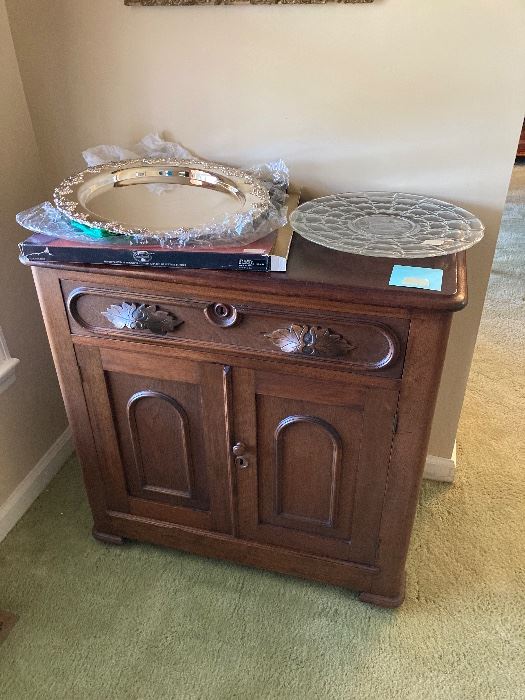 Lovely walnut washstand