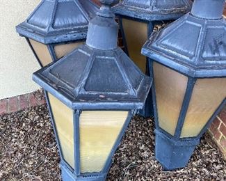 Large roof top or post mounted lanterns 
