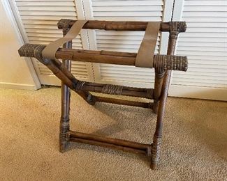 Bamboo folding luggage rack