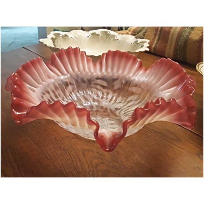 Cranberry Ruffle Bowl