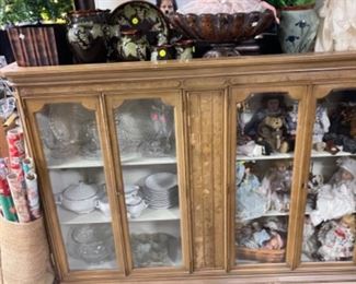 Display Cabinet 