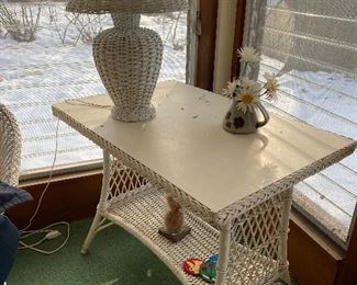 Wicker table, lamp