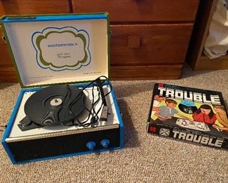 Vintage Masterwork phonograph, Trouble game