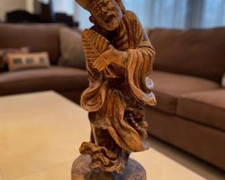18th Century wood carving of bishop. Measures 20" H x 6" D. Photo 1 of 4.