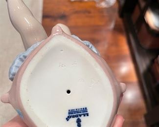 Lladro figurine. Photo 2 of 2.