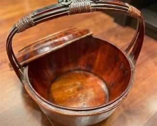 19th Century Wedding Basket. Zhejiang Provence, China. Circa 1860 - 1880. Photo 3 of 4.