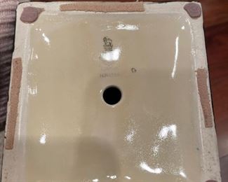 Royal Doulton #4642. "Cobbler." Photo 3 of 3.