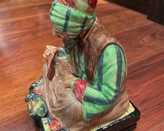 Royal Doulton #4642. "Cobbler." Photo 2 of 3.