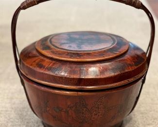 19th Century Wedding Basket. Zhejiang Provence, China. Circa 1860 - 1880. Photo 4 of 4.