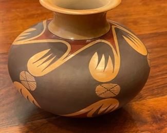 Hopi/Navajo Pottery signed by Elva Nempeyo (Tewa, Corn Clan). Photo 1 of 2.