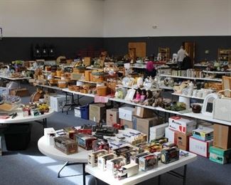 The room is full - over 40 tables jam packed