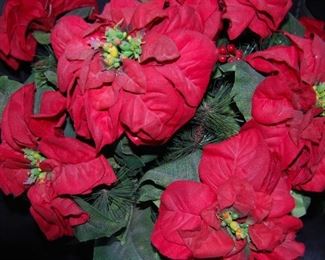 ARTIFICIAL (SILK) POINSETTIA IN POT