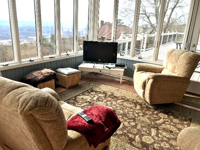 True Estate Sale Soddy Daisy Montlake Brow starts on 3/18/2022