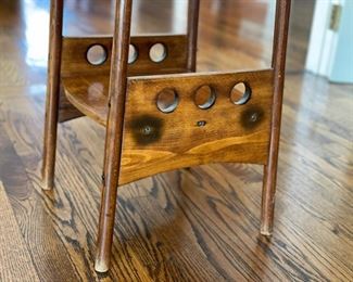 Gebruder Thonet Blumenstander. Photo 3 of 4. Josef Hoffmann Original Austrian Bentwood Plant Stand/ Pedestal by Thonet. Photo 3 of 4.